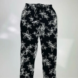 NORTHERN STAR‎ Black Floral Waist Tie Pants Size 1